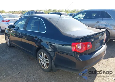 2007 Volkswagen Jetta Wolfsburg Edition из США, поврежденный, VIN 3VWEF71K17M180719